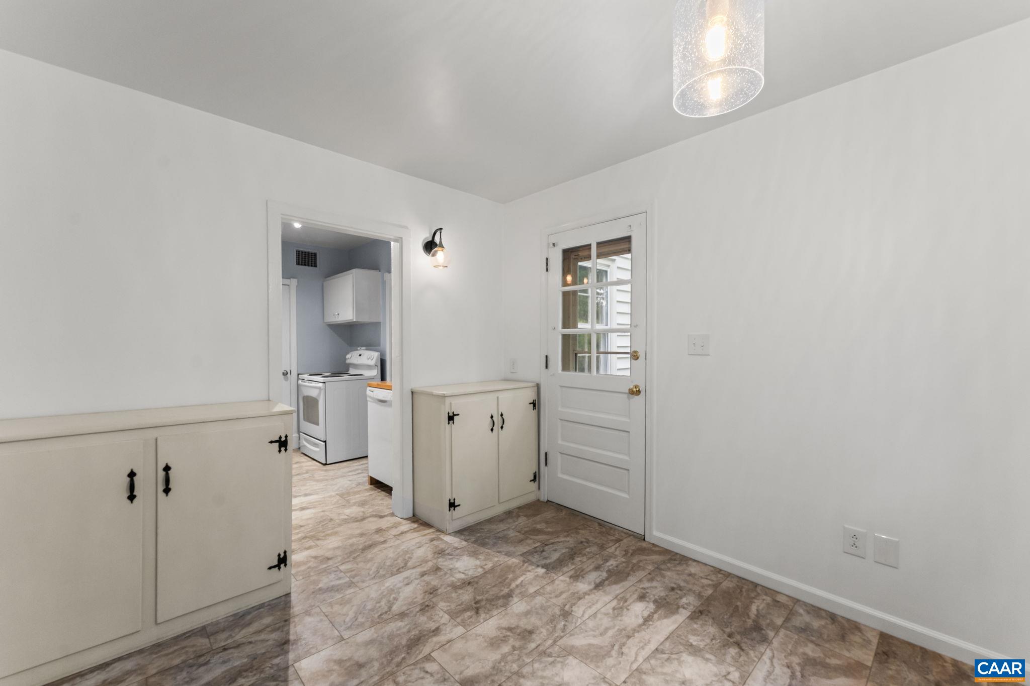 119 WEST PARK DR, CHARLOTTESVILLE, Virginia 22901, 3 Bedrooms Bedrooms, ,1 BathroomBathrooms,Residential,119 WEST PARK DR,676275 MLS # 676275