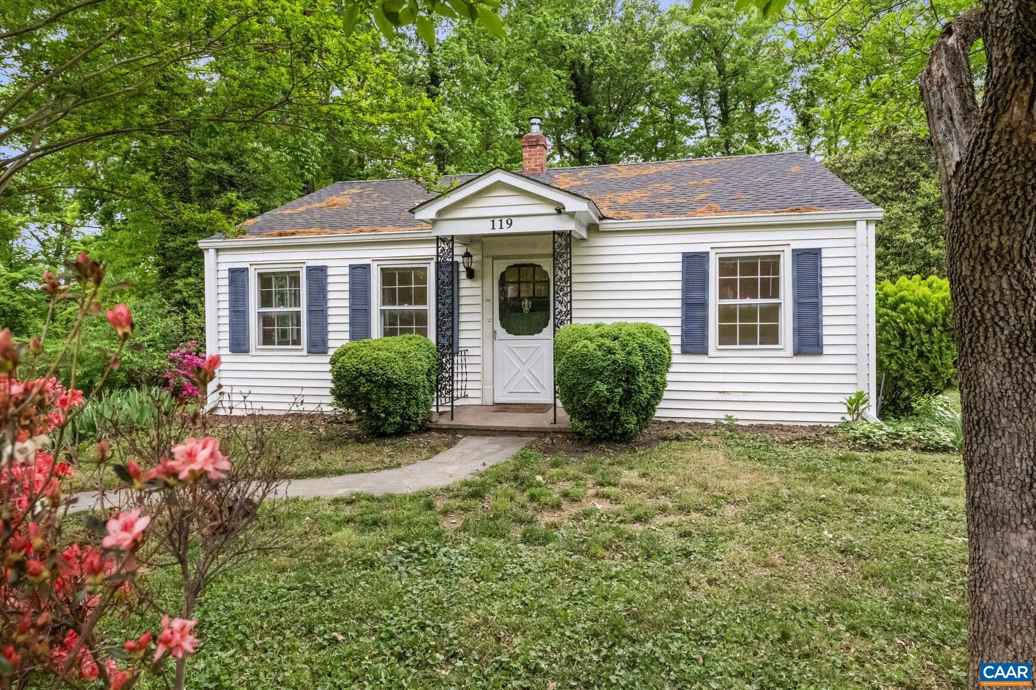 119 WEST PARK DR, CHARLOTTESVILLE, Virginia 22901, 3 Bedrooms Bedrooms, ,1 BathroomBathrooms,Residential,119 WEST PARK DR,676275 MLS # 676275