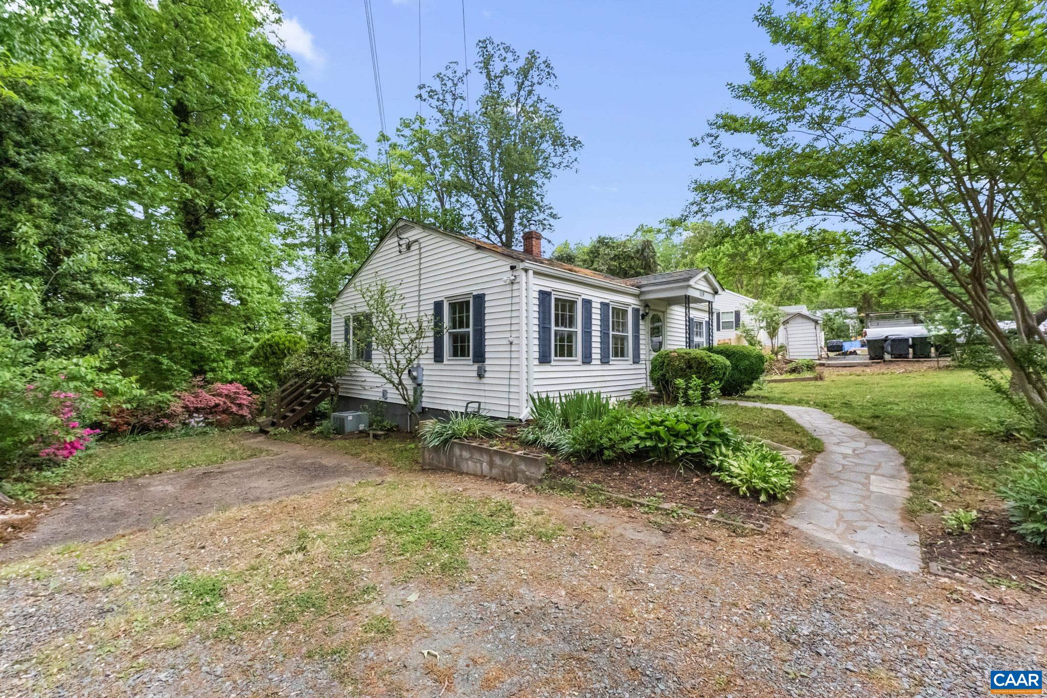 119 WEST PARK DR, CHARLOTTESVILLE, Virginia 22901, 3 Bedrooms Bedrooms, ,1 BathroomBathrooms,Residential,119 WEST PARK DR,676275 MLS # 676275