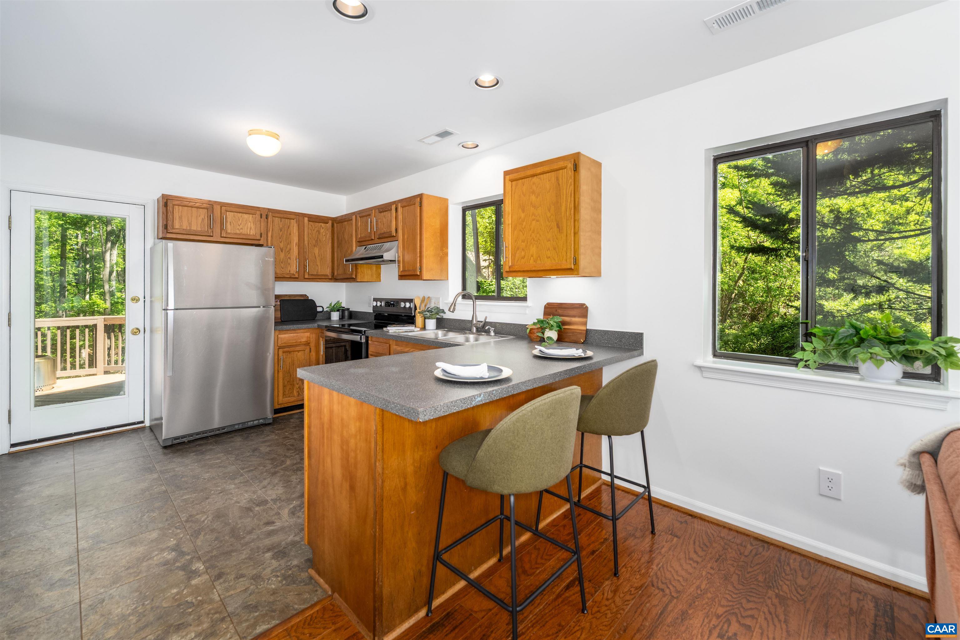 220 HOMESTEAD LN, CHARLOTTESVILLE, Virginia 22902, 3 Bedrooms Bedrooms, ,2 BathroomsBathrooms,Residential,220 HOMESTEAD LN,676061 MLS # 676061