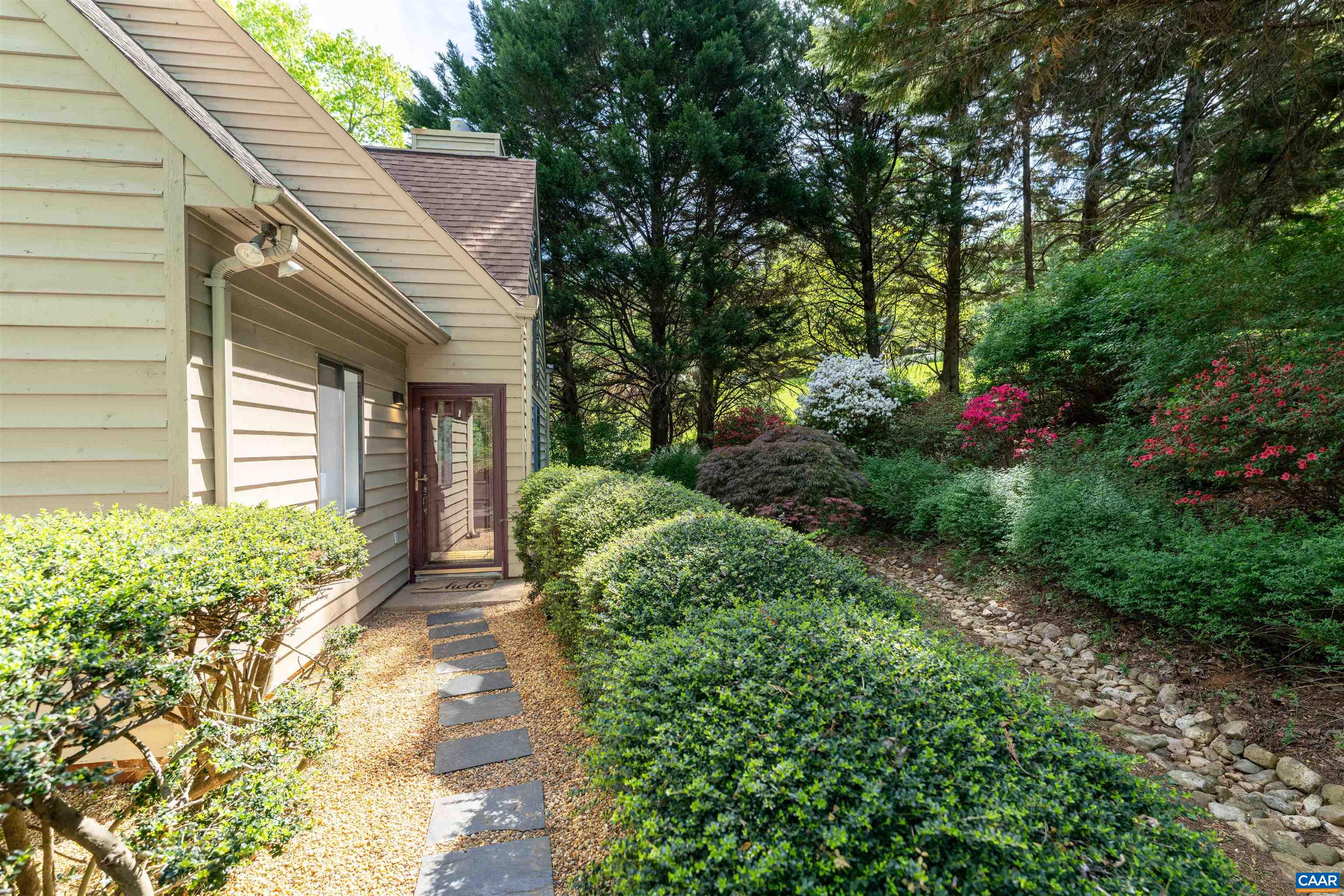 220 HOMESTEAD LN, CHARLOTTESVILLE, Virginia 22902, 3 Bedrooms Bedrooms, ,2 BathroomsBathrooms,Residential,220 HOMESTEAD LN,676061 MLS # 676061