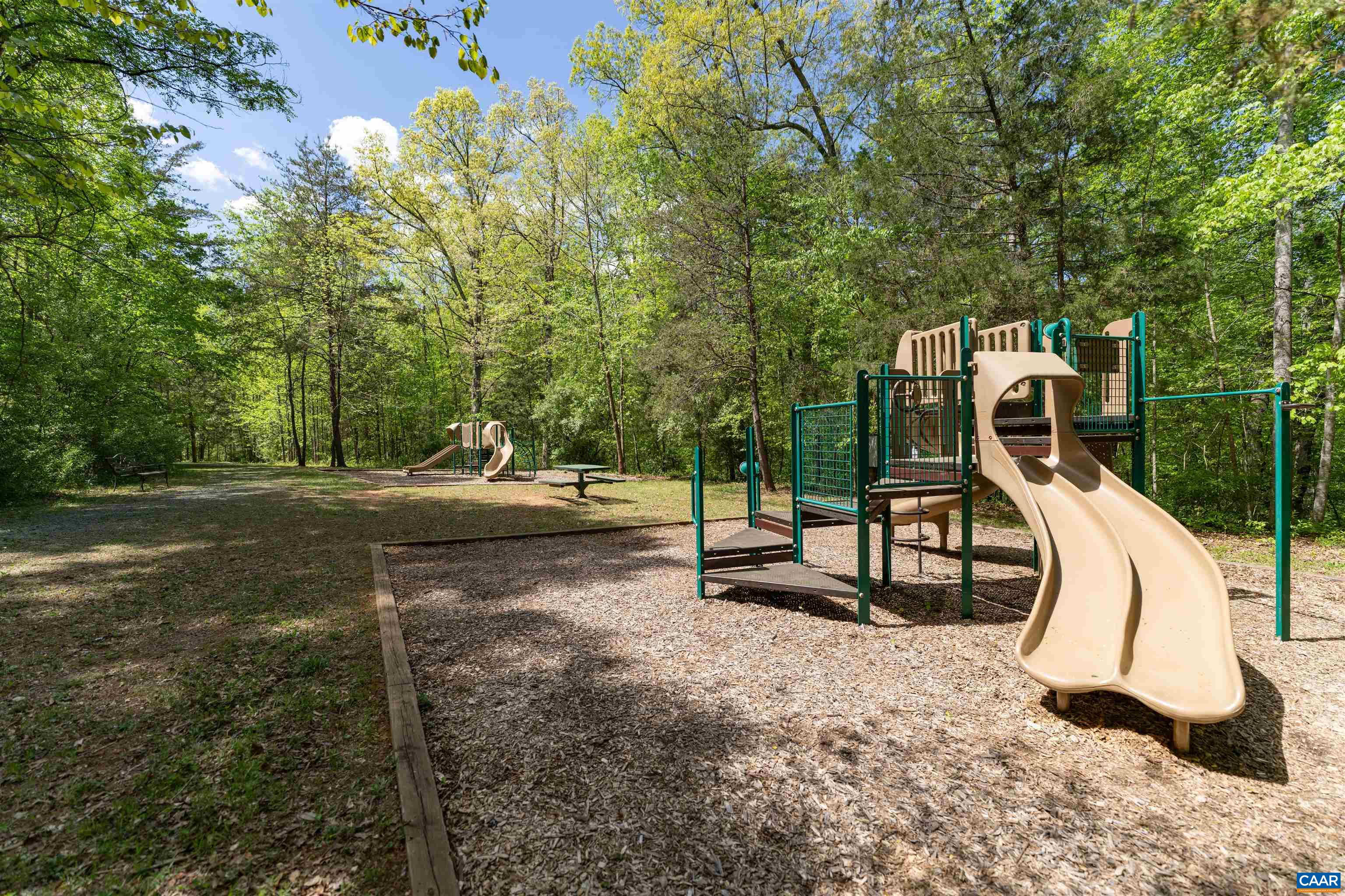 220 HOMESTEAD LN, CHARLOTTESVILLE, Virginia 22902, 3 Bedrooms Bedrooms, ,2 BathroomsBathrooms,Residential,220 HOMESTEAD LN,676061 MLS # 676061