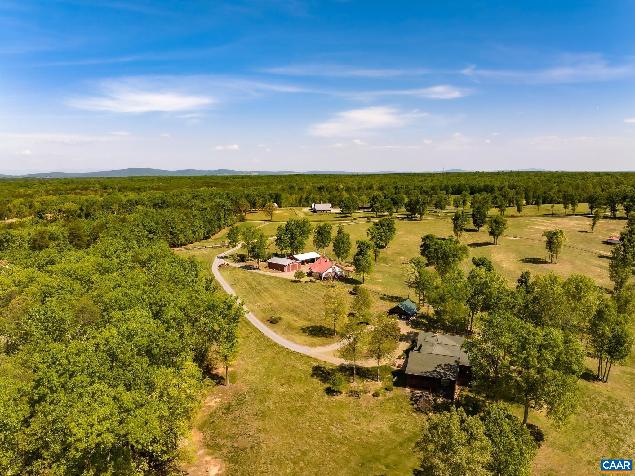 615 RIGGS RD, LOUISA, Virginia 23093, 3 Bedrooms Bedrooms, ,4 BathroomsBathrooms,Residential,Cornerbrook Farm,615 RIGGS RD,676070 MLS # 676070 615 RIGGS RD, LOUISA, Virginia 23093, 3 Bedrooms Bedrooms, ,4 BathroomsBathrooms,Residential,Cornerbrook Farm,615 RIGGS RD,676070 MLS # 676070