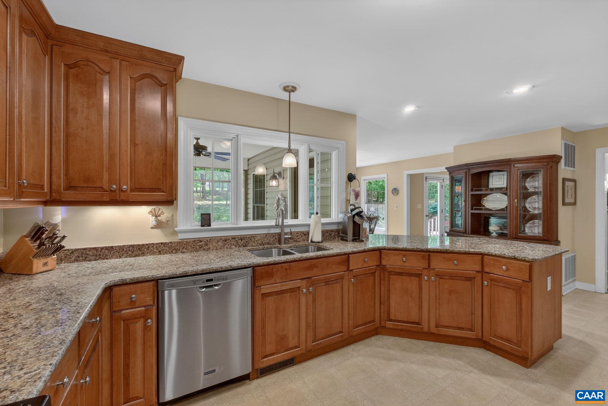 10 LOCKS RD, PALMYRA, Virginia 22963, 3 Bedrooms Bedrooms, ,2 BathroomsBathrooms,Residential,10 LOCKS RD,676173 MLS # 676173