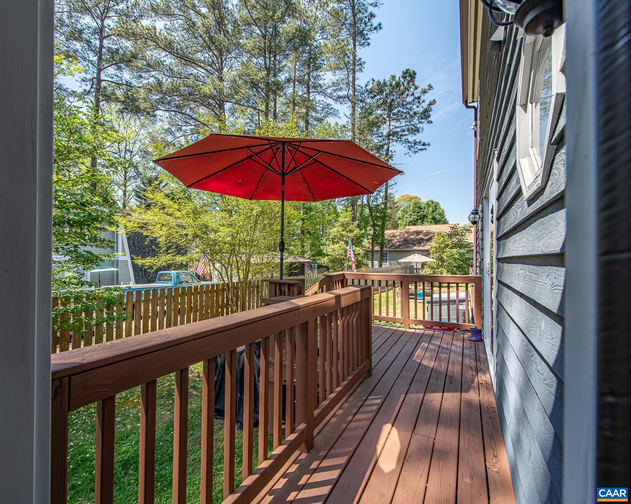 942 JEFFERSON DR, PALMYRA, Virginia 22963, 3 Bedrooms Bedrooms, ,2 BathroomsBathrooms,Residential,HELLO-CHARMING HOME!,942 JEFFERSON DR,676193 MLS # 676193