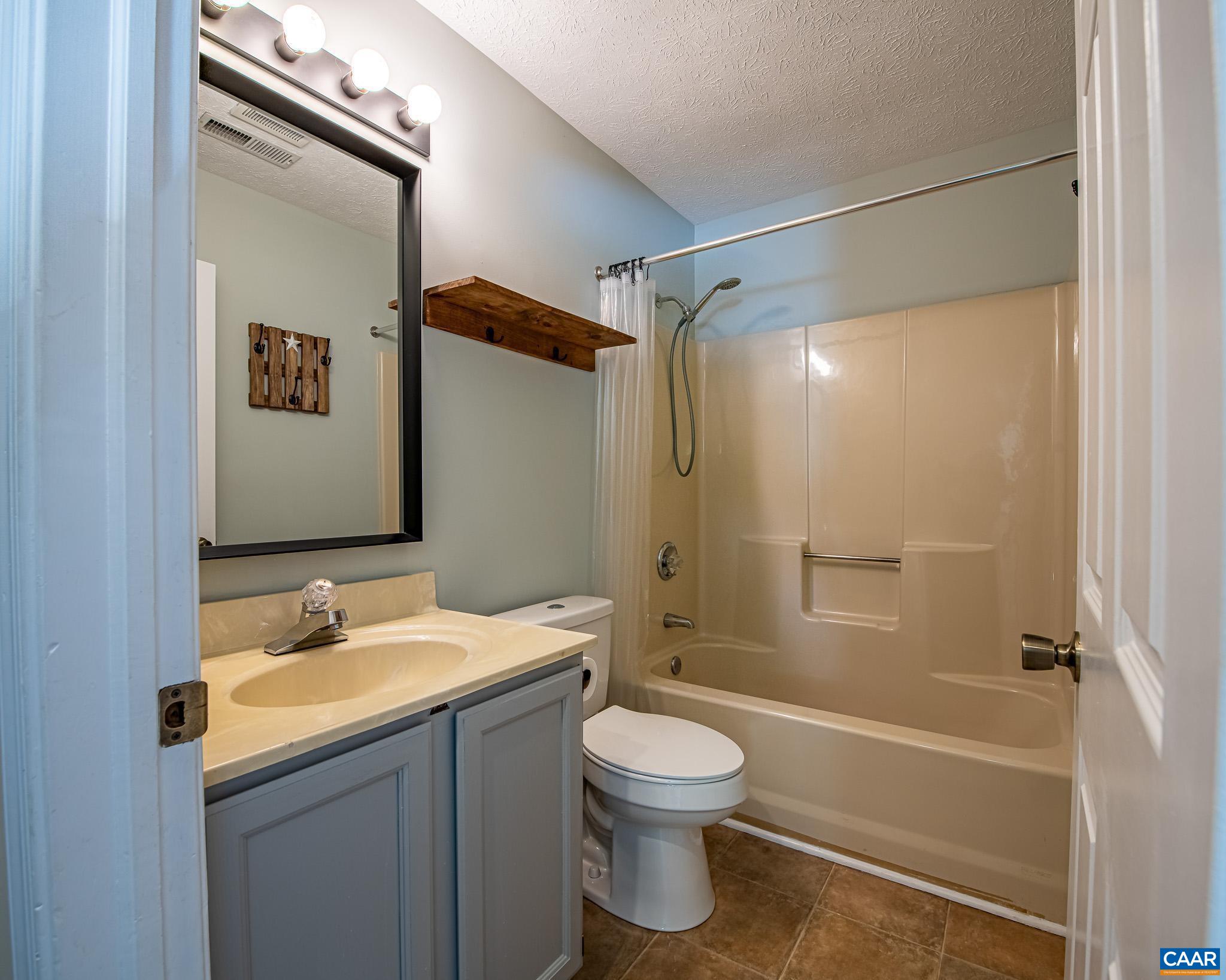 Tub/Shower combination