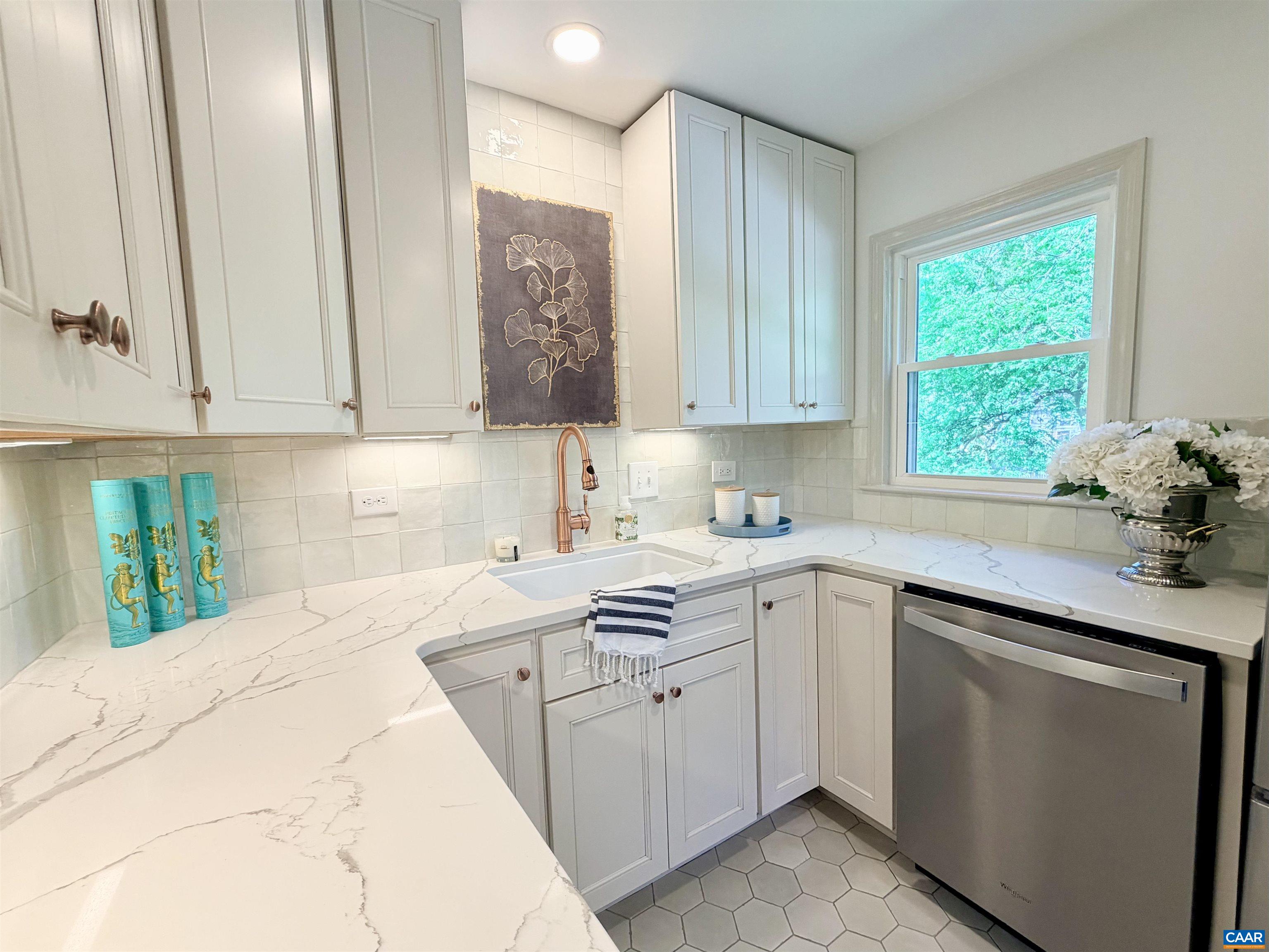 1007 HOLMES AVE, CHARLOTTESVILLE, Virginia 22901, 4 Bedrooms Bedrooms, ,2 BathroomsBathrooms,Residential,1007 HOLMES AVE,676246 MLS # 676246