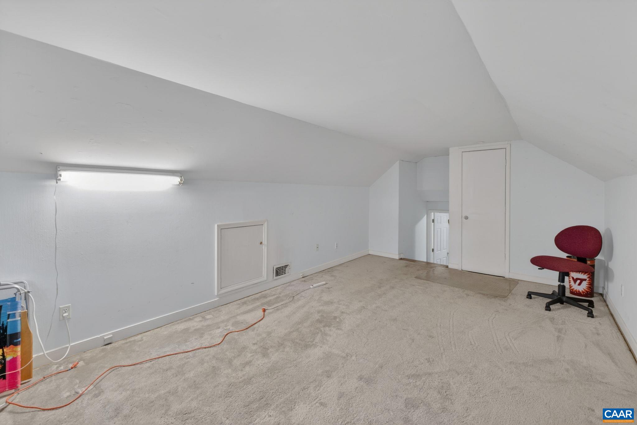 2305 OLD COACH LN, HENRICO, Virginia 23238, 4 Bedrooms Bedrooms, ,2 BathroomsBathrooms,Residential,2305 OLD COACH LN,676277 MLS # 676277