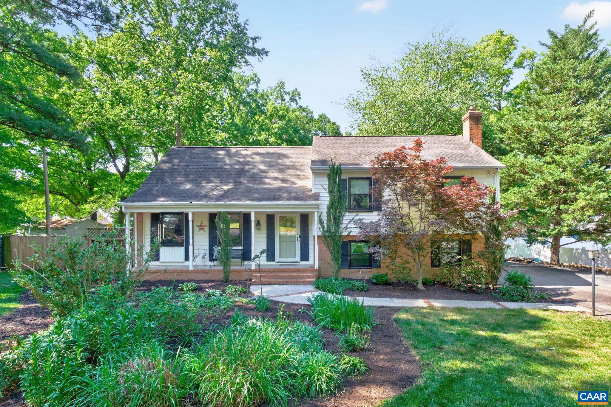 2305 OLD COACH LN, HENRICO, Virginia 23238, 4 Bedrooms Bedrooms, ,2 BathroomsBathrooms,Residential,2305 OLD COACH LN,676277 MLS # 676277