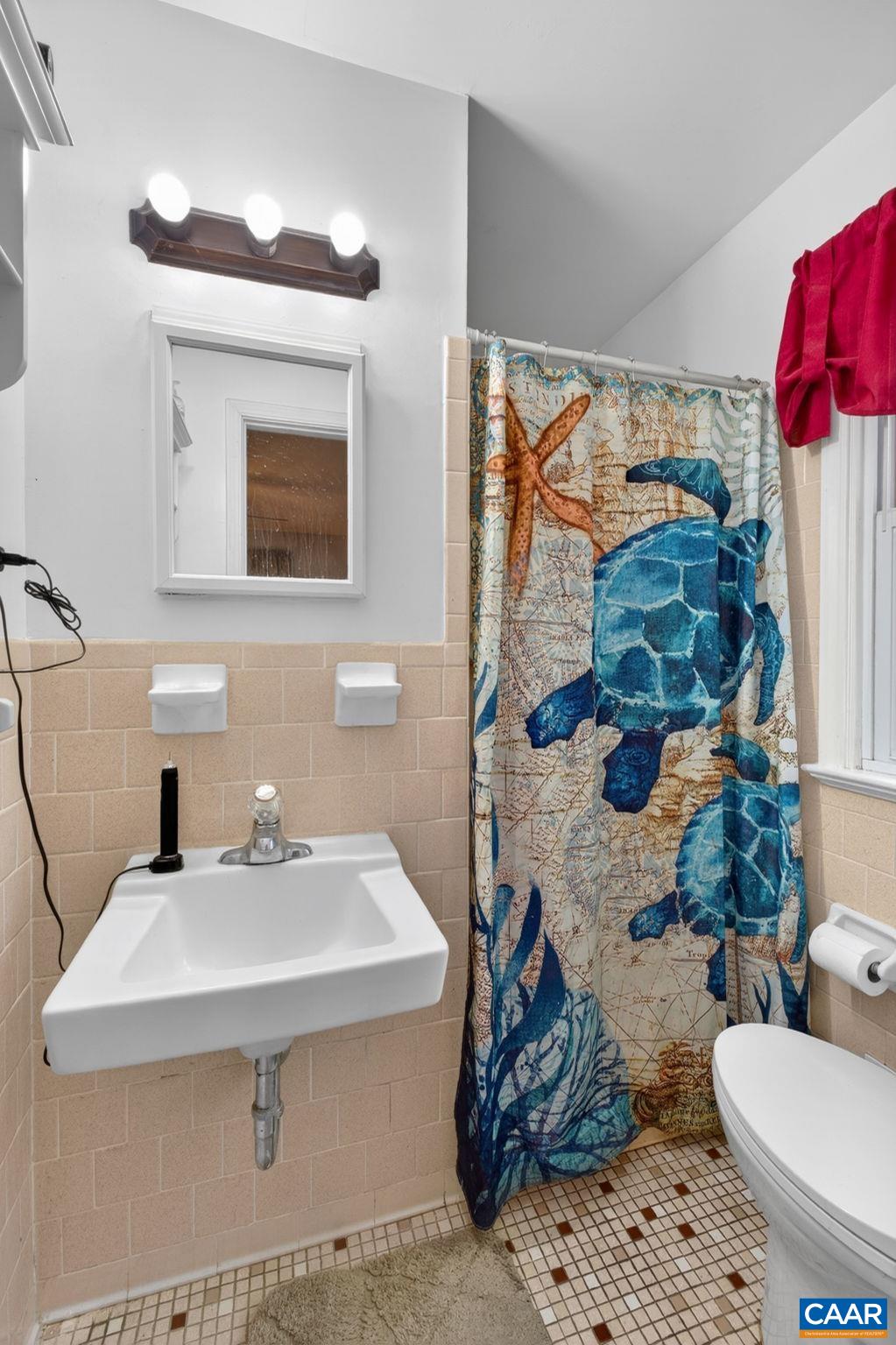 2305 OLD COACH LN, HENRICO, Virginia 23238, 4 Bedrooms Bedrooms, ,2 BathroomsBathrooms,Residential,2305 OLD COACH LN,676277 MLS # 676277