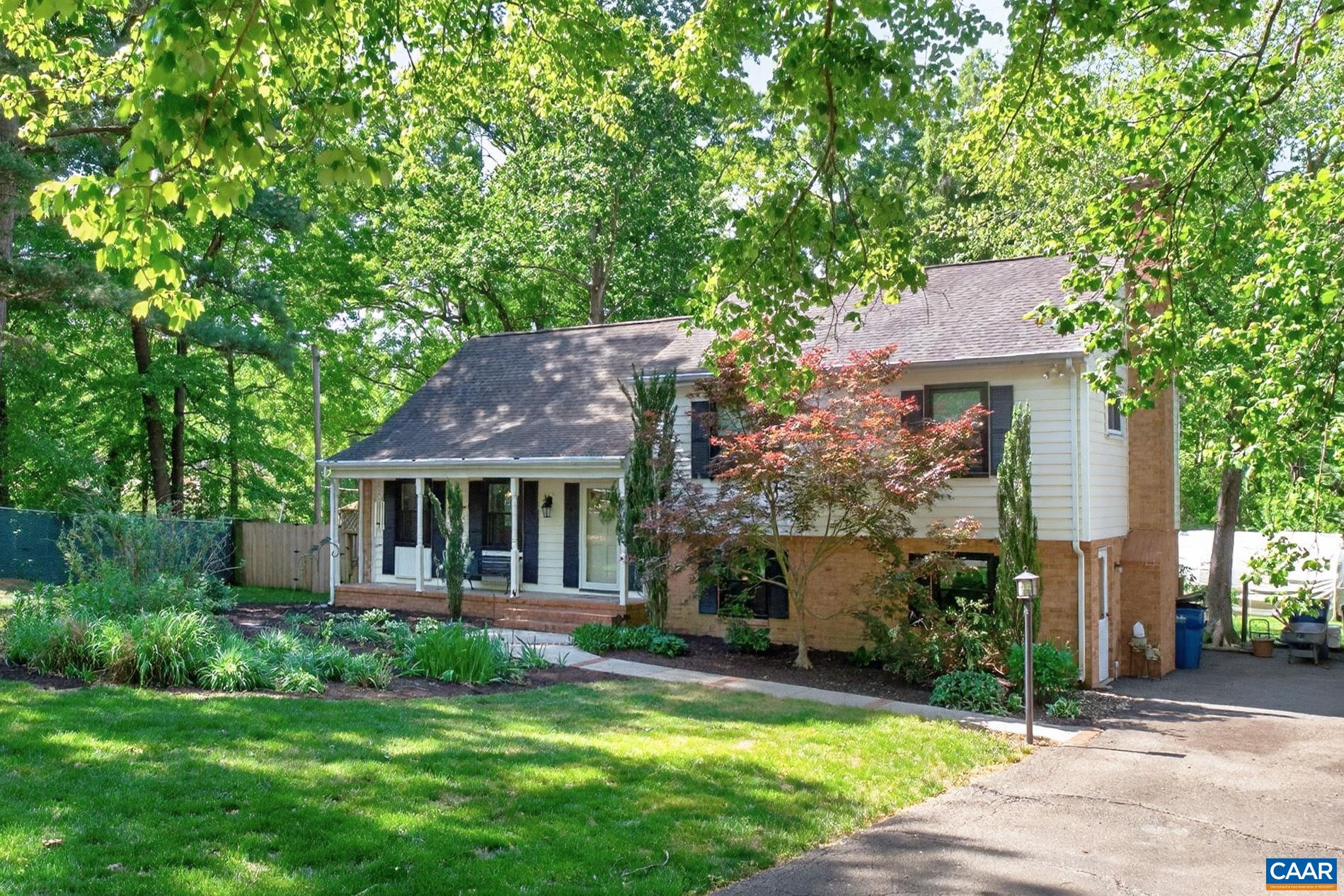 2305 OLD COACH LN, HENRICO, Virginia 23238, 4 Bedrooms Bedrooms, ,2 BathroomsBathrooms,Residential,2305 OLD COACH LN,676277 MLS # 676277