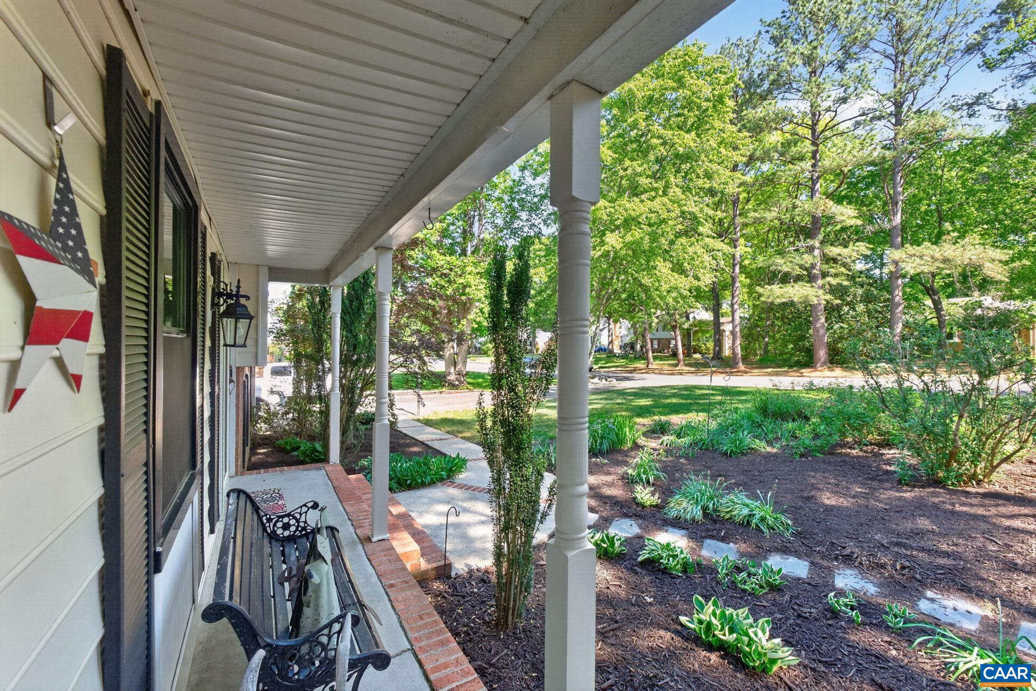 2305 OLD COACH LN, HENRICO, Virginia 23238, 4 Bedrooms Bedrooms, ,2 BathroomsBathrooms,Residential,2305 OLD COACH LN,676277 MLS # 676277