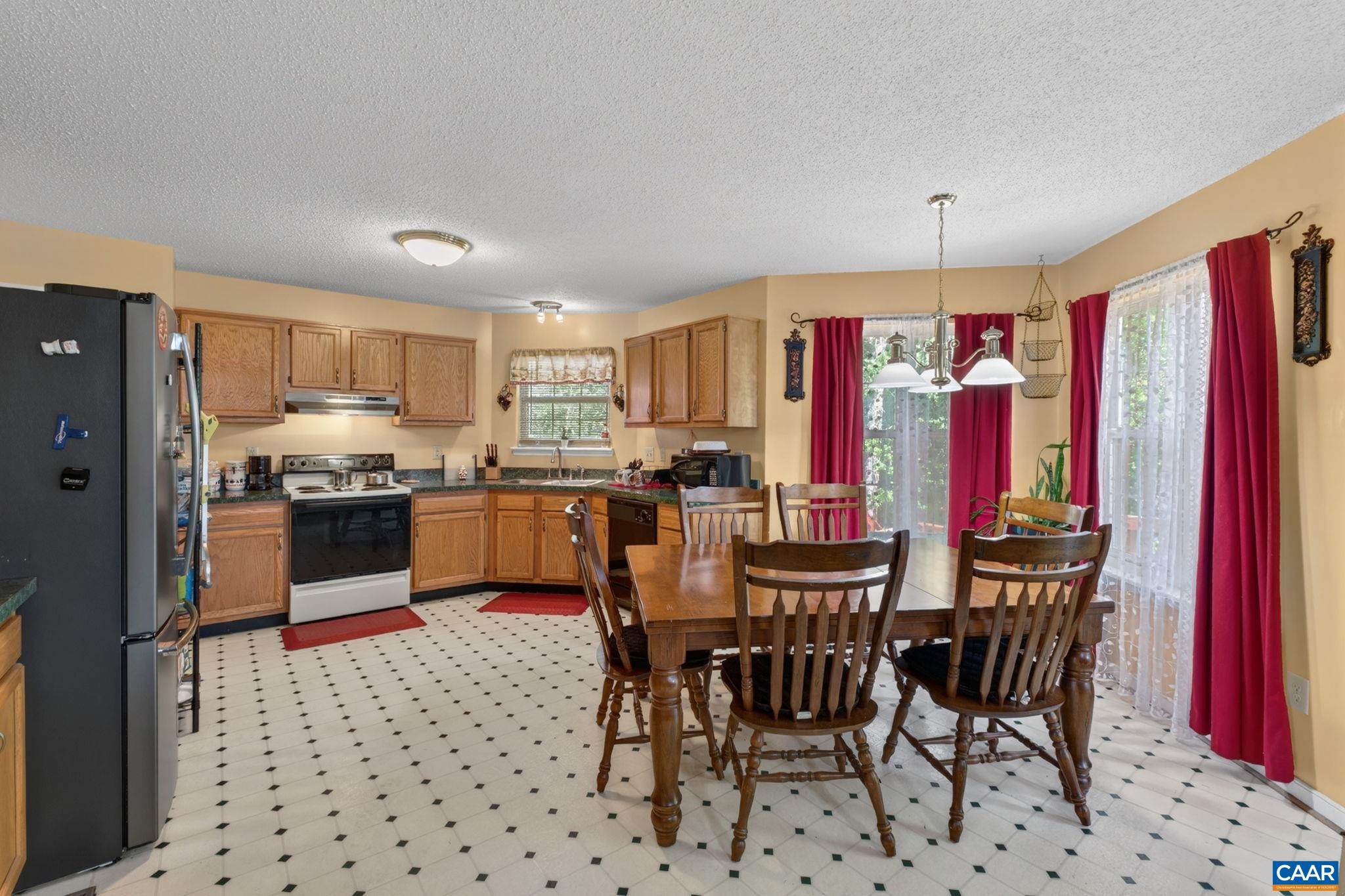 804 MAPLEGROVE DR, RICHMOND, Virginia 23223, 4 Bedrooms Bedrooms, ,2 BathroomsBathrooms,Residential,804 MAPLEGROVE DR,676278 MLS # 676278