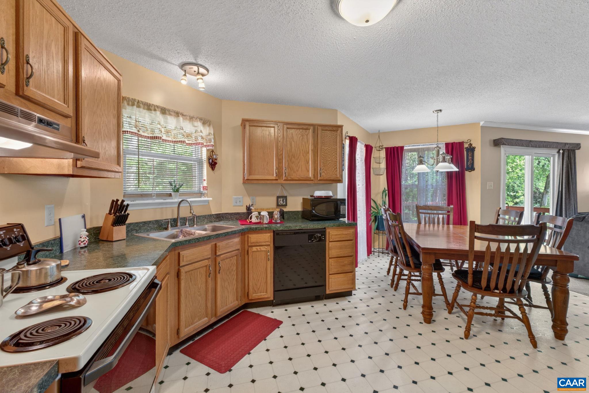 804 MAPLEGROVE DR, RICHMOND, Virginia 23223, 4 Bedrooms Bedrooms, ,2 BathroomsBathrooms,Residential,804 MAPLEGROVE DR,676278 MLS # 676278