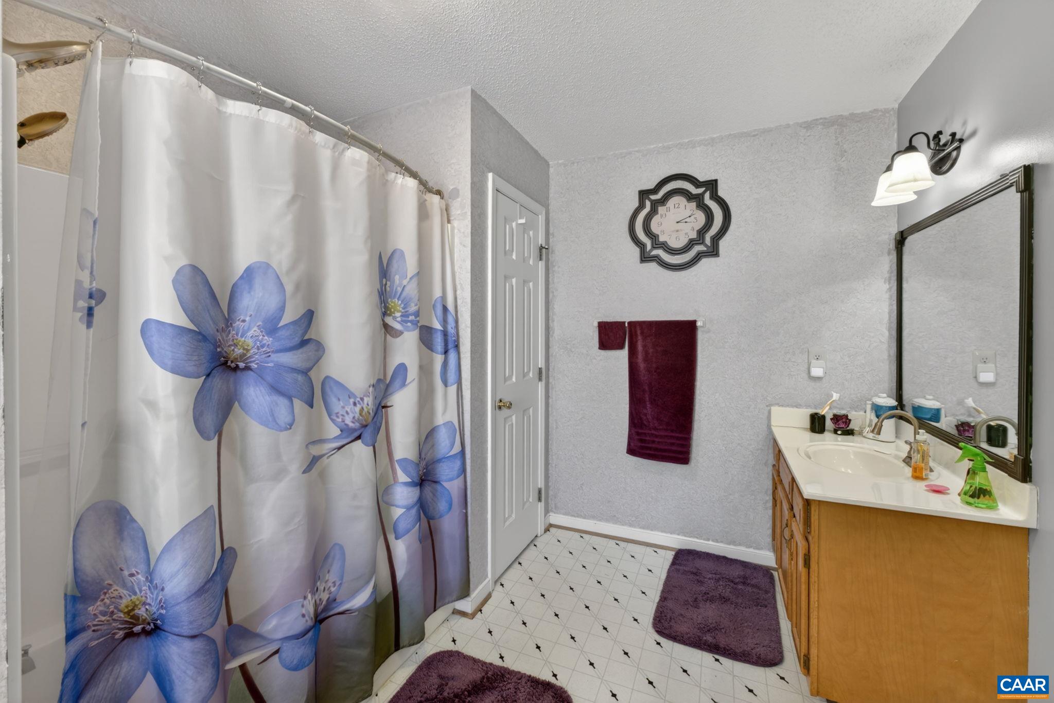 804 MAPLEGROVE DR, RICHMOND, Virginia 23223, 4 Bedrooms Bedrooms, ,2 BathroomsBathrooms,Residential,804 MAPLEGROVE DR,676278 MLS # 676278