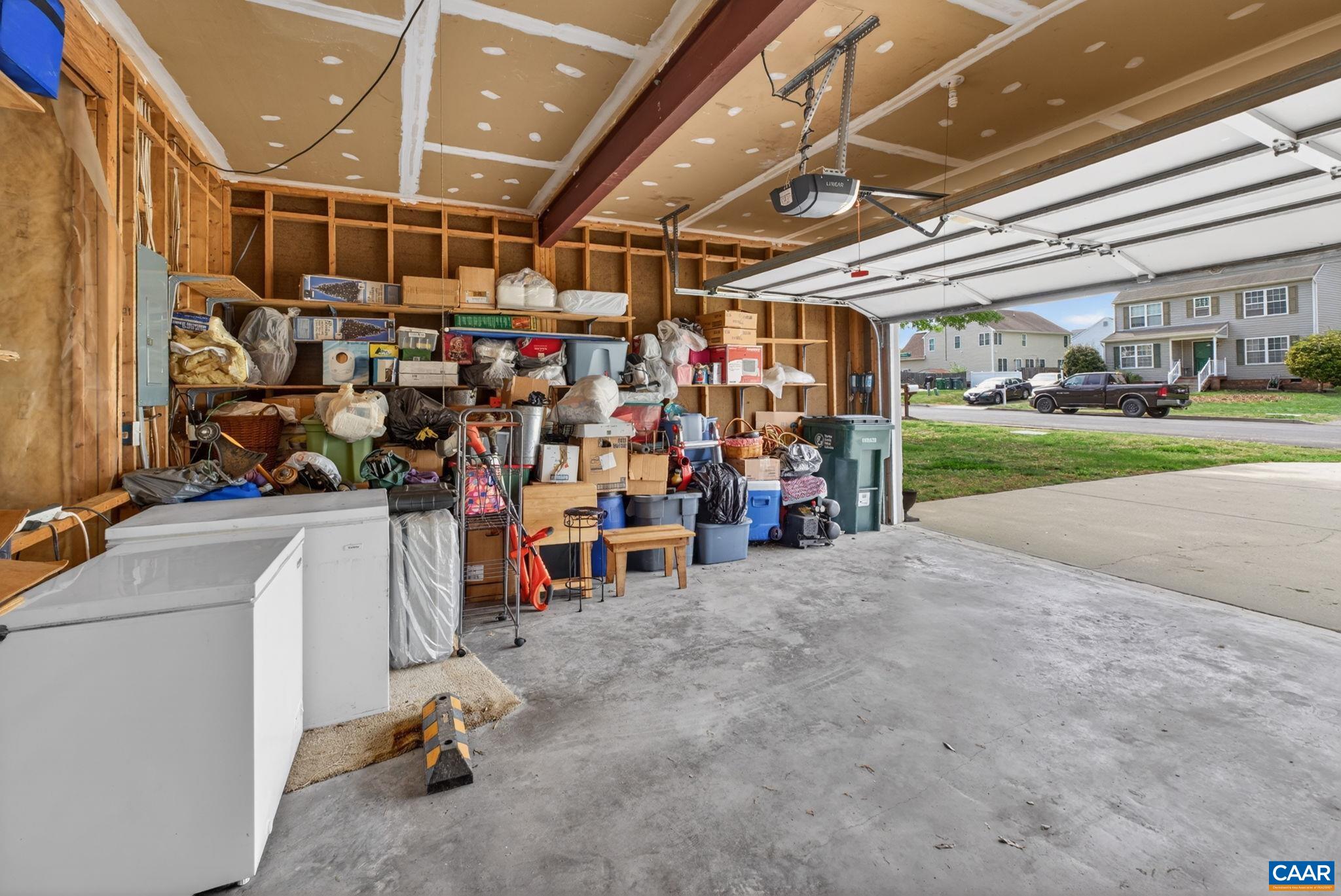 804 MAPLEGROVE DR, RICHMOND, Virginia 23223, 4 Bedrooms Bedrooms, ,2 BathroomsBathrooms,Residential,804 MAPLEGROVE DR,676278 MLS # 676278