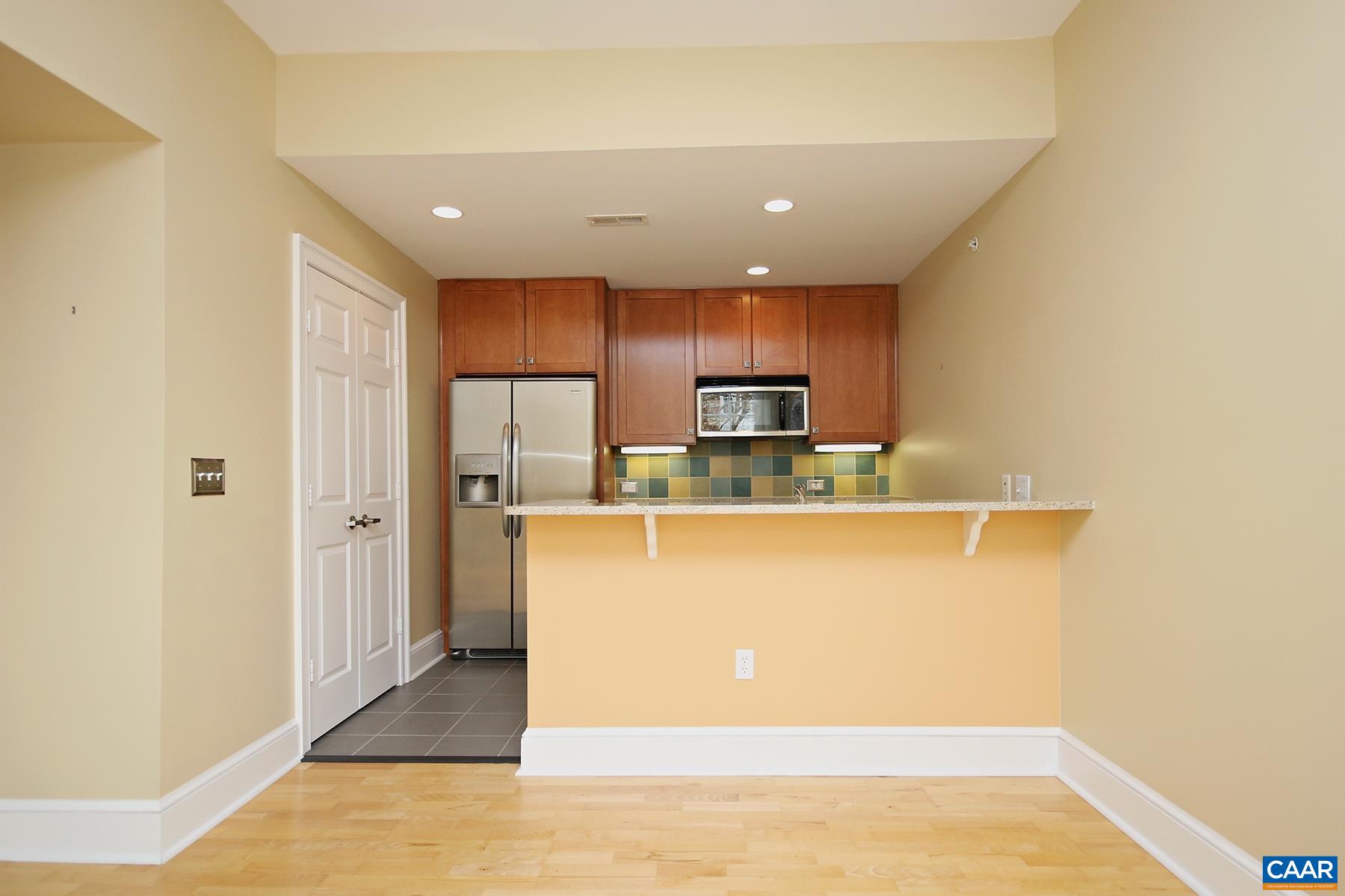 1001 E MARKET ST, CHARLOTTESVILLE, Virginia 22902, 1 Bedroom Bedrooms, ,1 BathroomBathrooms,Residential,1001 E MARKET ST,676282 MLS # 676282