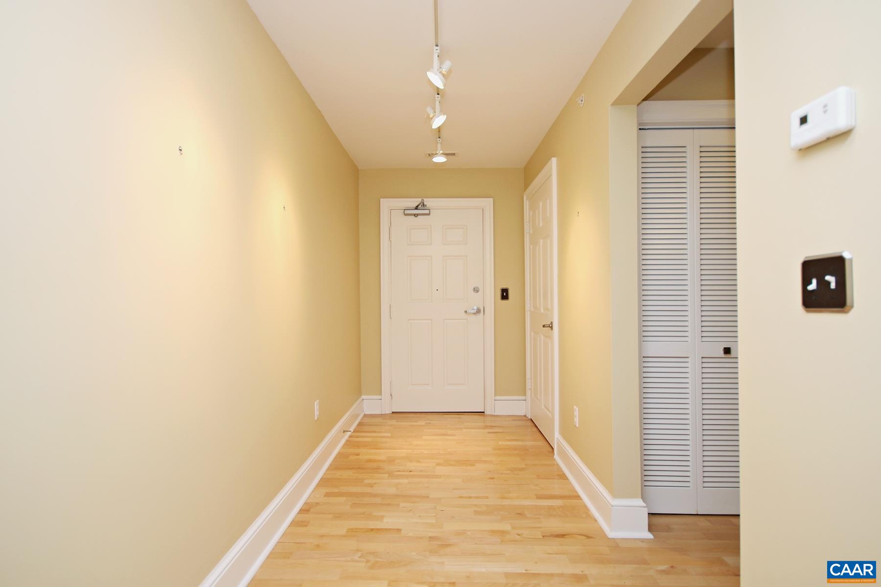 1001 E MARKET ST, CHARLOTTESVILLE, Virginia 22902, 1 Bedroom Bedrooms, ,1 BathroomBathrooms,Residential,1001 E MARKET ST,676282 MLS # 676282