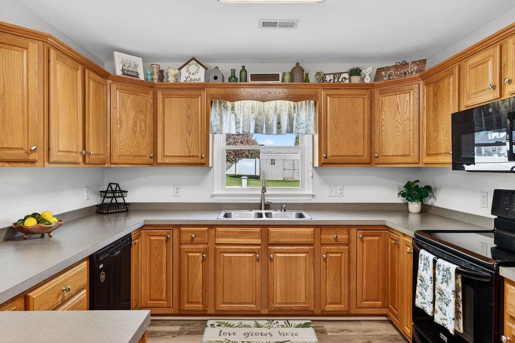 3151 W WIND DR, ROCKINGHAM, Virginia 22801, 4 Bedrooms Bedrooms, ,2 BathroomsBathrooms,Residential,3151 W WIND DR,676286 MLS # 676286