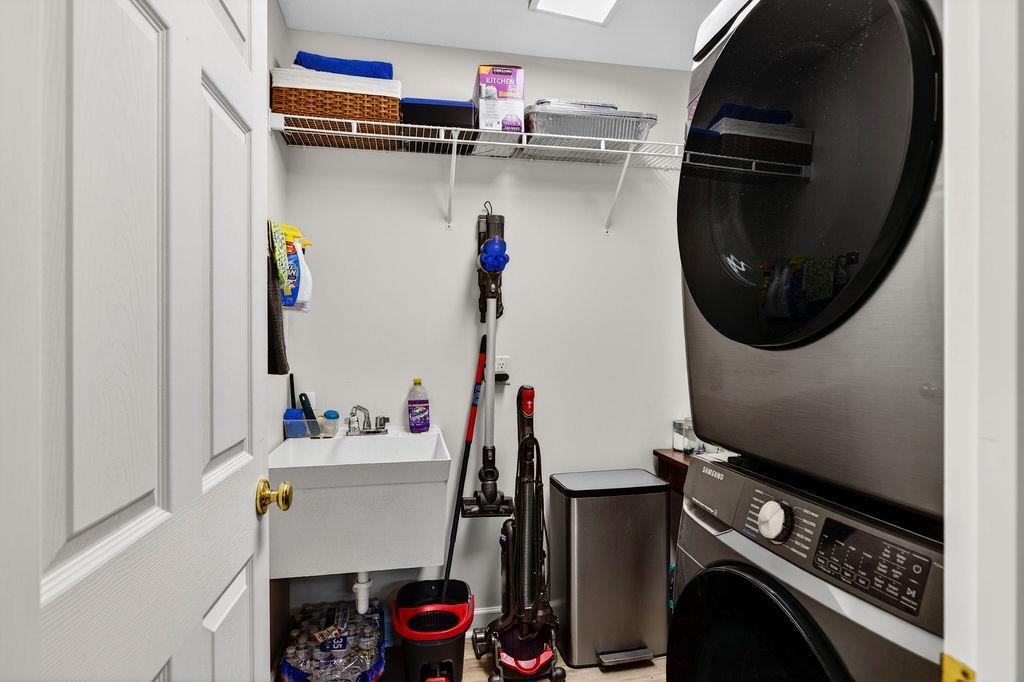 3151 W WIND DR, ROCKINGHAM, Virginia 22801, 4 Bedrooms Bedrooms, ,2 BathroomsBathrooms,Residential,3151 W WIND DR,676286 MLS # 676286