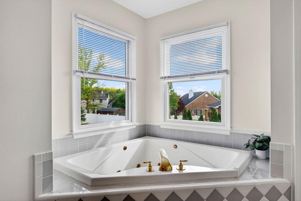 3151 W WIND DR, ROCKINGHAM, Virginia 22801, 4 Bedrooms Bedrooms, ,2 BathroomsBathrooms,Residential,3151 W WIND DR,676286 MLS # 676286