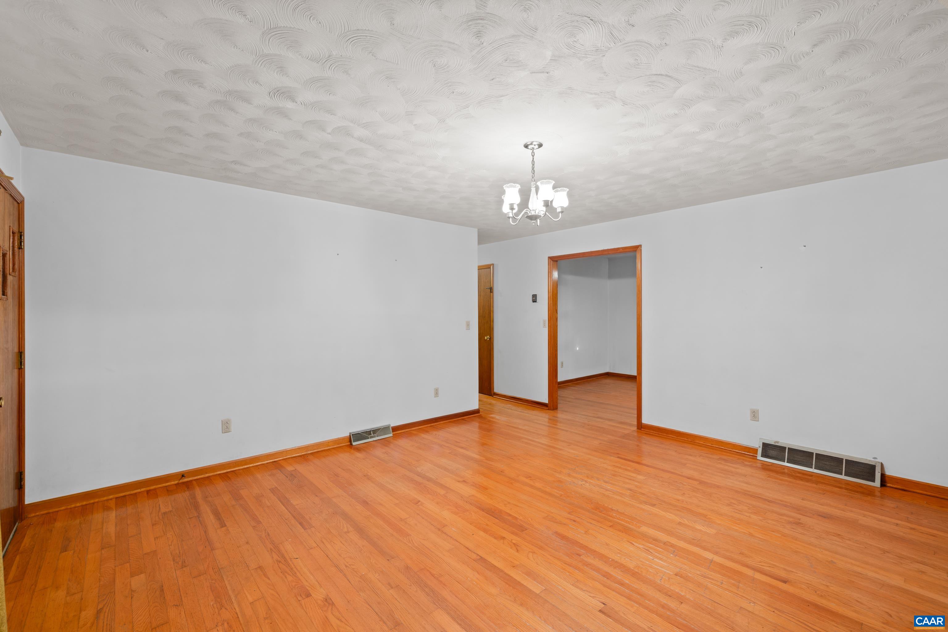 4206 MAURY RIVER RD, ROCKBRIDGE BATHS, Virginia 24473, 3 Bedrooms Bedrooms, ,2 BathroomsBathrooms,Residential,4206 MAURY RIVER RD,676287 MLS # 676287