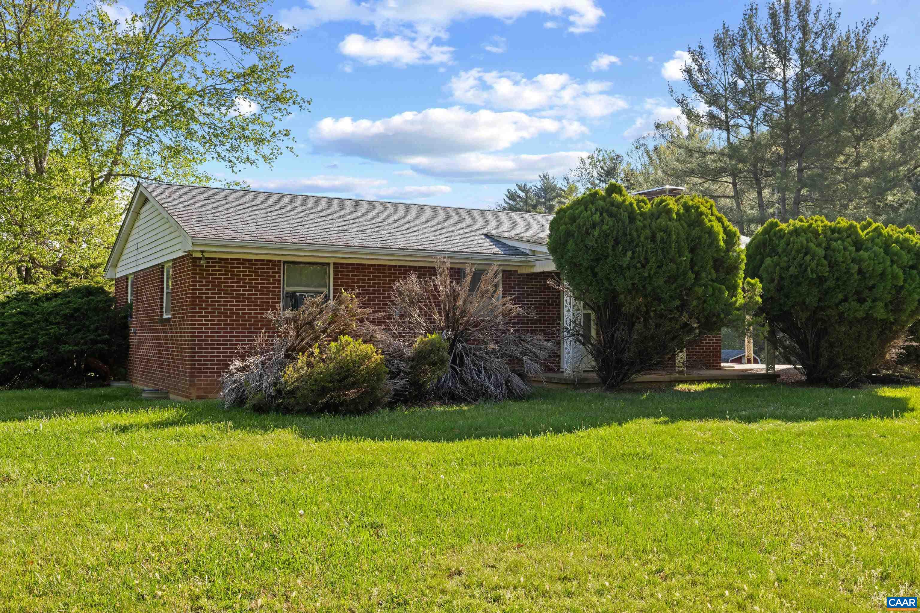 4206 MAURY RIVER RD, ROCKBRIDGE BATHS, Virginia 24473, 3 Bedrooms Bedrooms, ,2 BathroomsBathrooms,Residential,4206 MAURY RIVER RD,676287 MLS # 676287