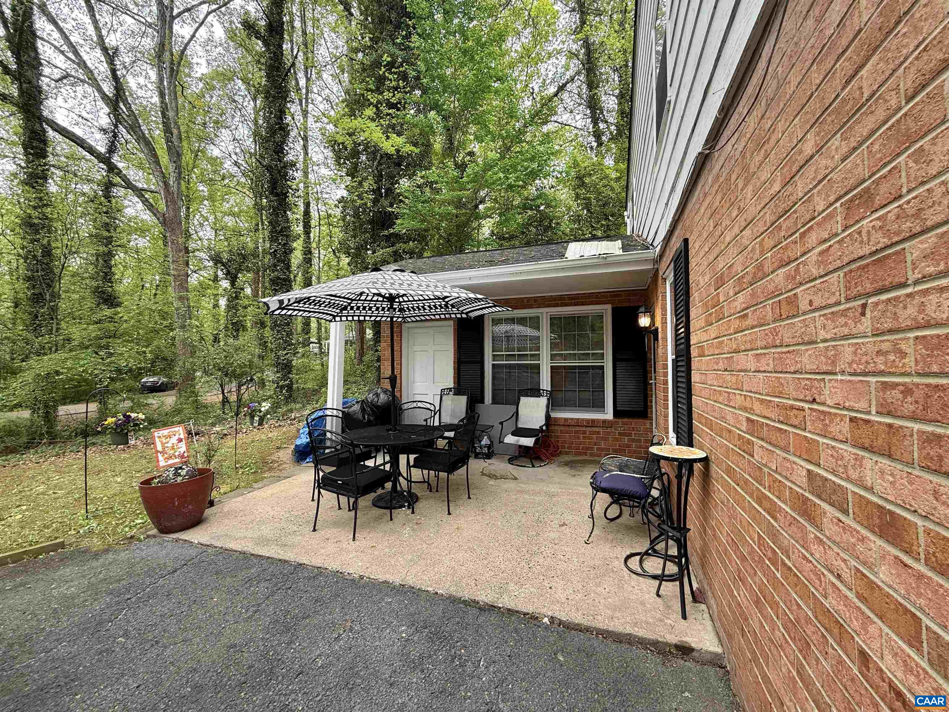 1725 SOLOMON RD, CHARLOTTESVILLE, Virginia 22911, ,Residential,1725 SOLOMON RD,676303 MLS # 676303