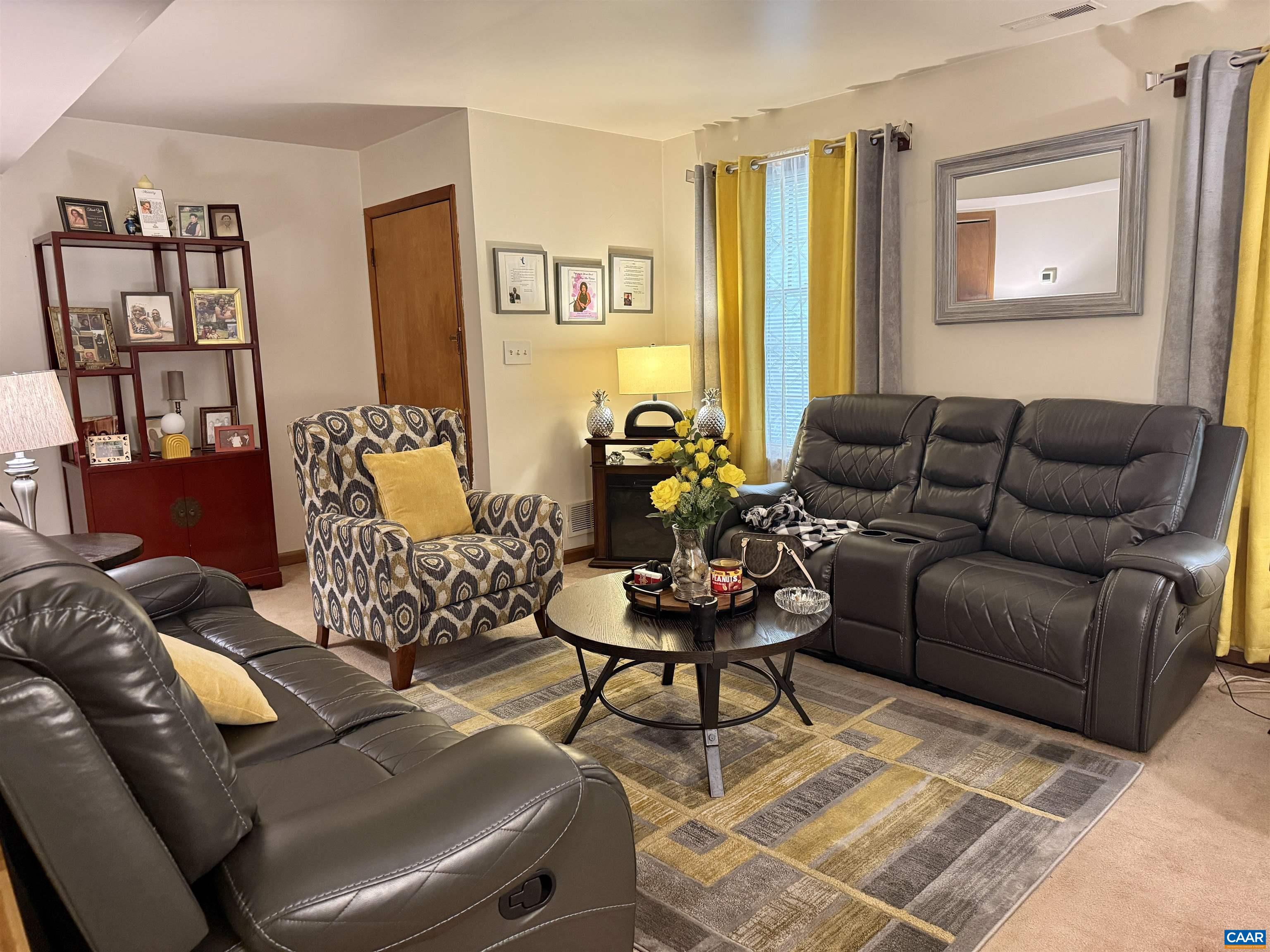 1725 SOLOMON RD, CHARLOTTESVILLE, Virginia 22911, ,Residential,1725 SOLOMON RD,676303 MLS # 676303