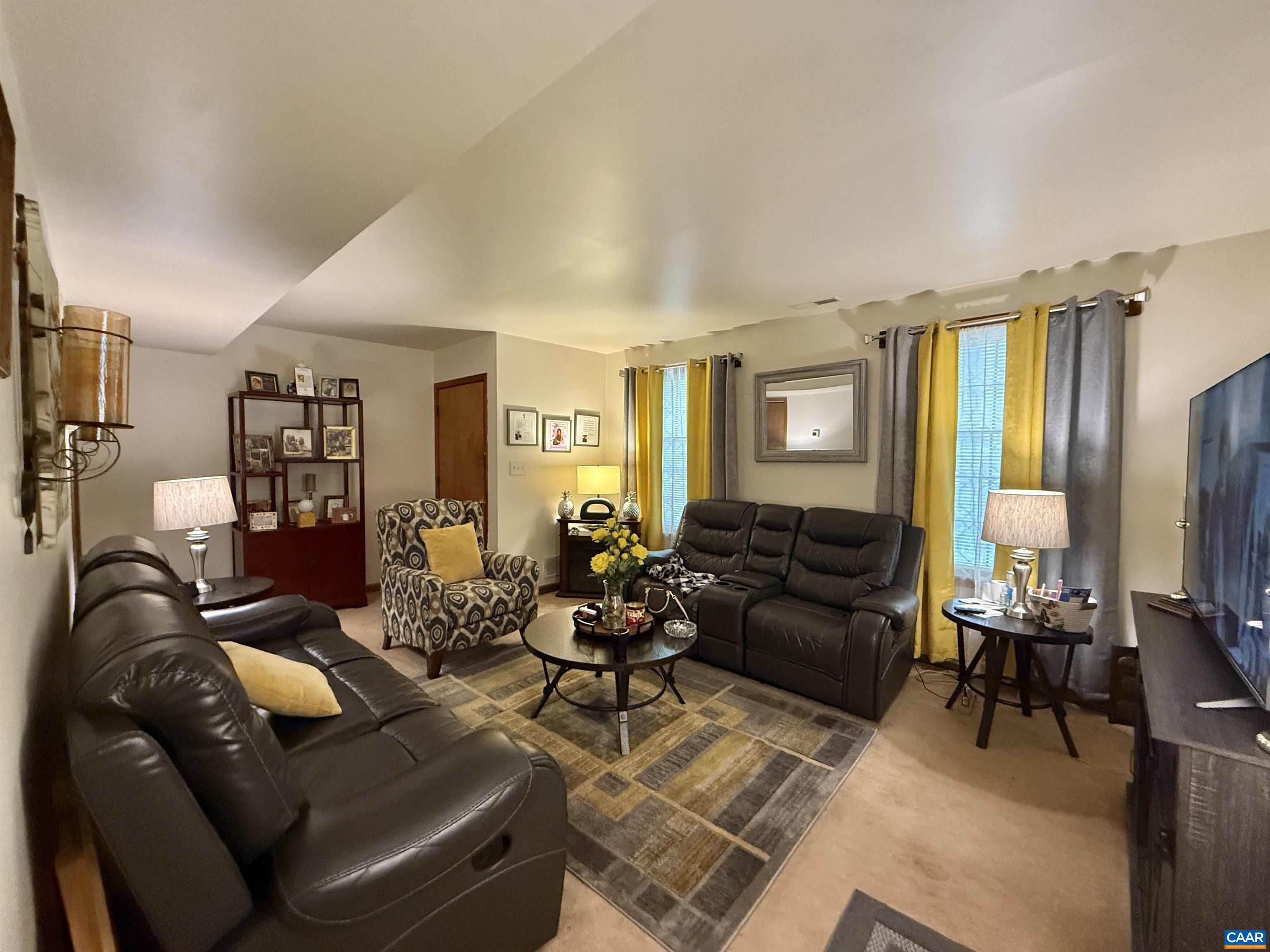 1725 SOLOMON RD, CHARLOTTESVILLE, Virginia 22911, ,Residential,1725 SOLOMON RD,676303 MLS # 676303