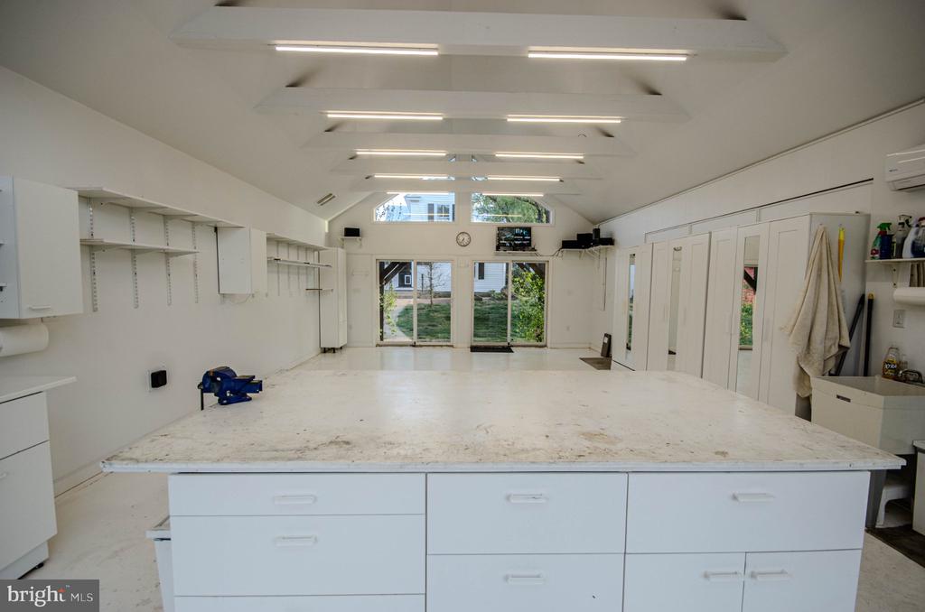 575 PERKINS RD, KENTS STORE, Virginia 23084, 3 Bedrooms Bedrooms, ,2 BathroomsBathrooms,Residential,575 PERKINS RD,VAFN2000640 MLS # VAFN2000640