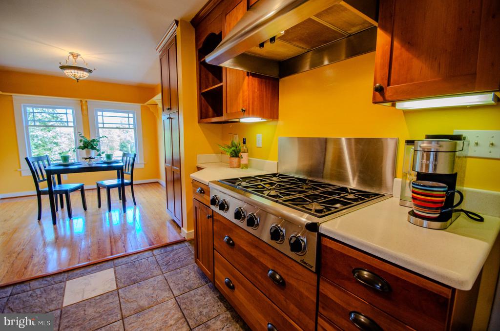 575 PERKINS RD, KENTS STORE, Virginia 23084, 3 Bedrooms Bedrooms, ,2 BathroomsBathrooms,Residential,575 PERKINS RD,VAFN2000640 MLS # VAFN2000640