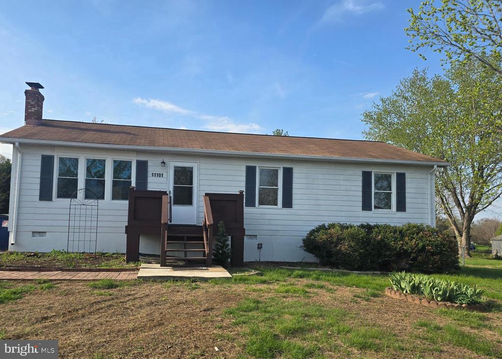 11101 CREST LN, BEALETON, Virginia 22712, 3 Bedrooms Bedrooms, ,2 BathroomsBathrooms,Residential,11101 CREST LN,VAFQ2021178 MLS # VAFQ2021178