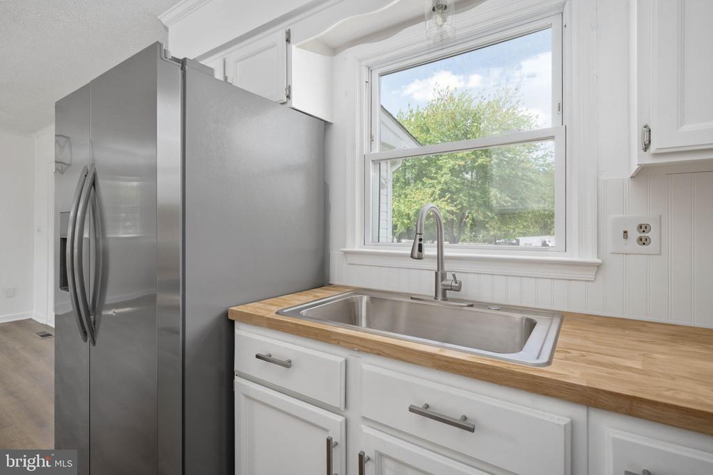 11101 CREST LN, BEALETON, Virginia 22712, 3 Bedrooms Bedrooms, ,2 BathroomsBathrooms,Residential,11101 CREST LN,VAFQ2021178 MLS # VAFQ2021178 11101 CREST LN, BEALETON, Virginia 22712, 3 Bedrooms Bedrooms, ,2 BathroomsBathrooms,Residential,11101 CREST LN,VAFQ2021178 MLS # VAFQ2021178