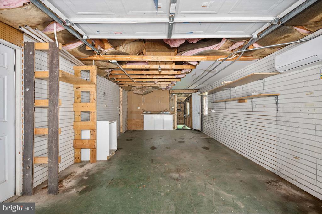 11101 CREST LN, BEALETON, Virginia 22712, 3 Bedrooms Bedrooms, ,2 BathroomsBathrooms,Residential,11101 CREST LN,VAFQ2021178 MLS # VAFQ2021178 11101 CREST LN, BEALETON, Virginia 22712, 3 Bedrooms Bedrooms, ,2 BathroomsBathrooms,Residential,11101 CREST LN,VAFQ2021178 MLS # VAFQ2021178
