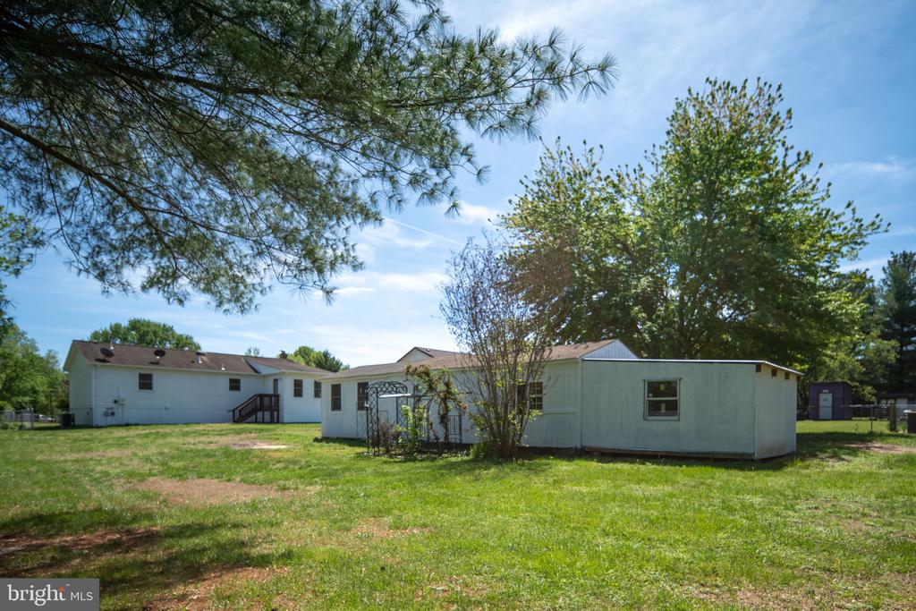 11101 CREST LN, BEALETON, Virginia 22712, 3 Bedrooms Bedrooms, ,2 BathroomsBathrooms,Residential,11101 CREST LN,VAFQ2021178 MLS # VAFQ2021178 11101 CREST LN, BEALETON, Virginia 22712, 3 Bedrooms Bedrooms, ,2 BathroomsBathrooms,Residential,11101 CREST LN,VAFQ2021178 MLS # VAFQ2021178