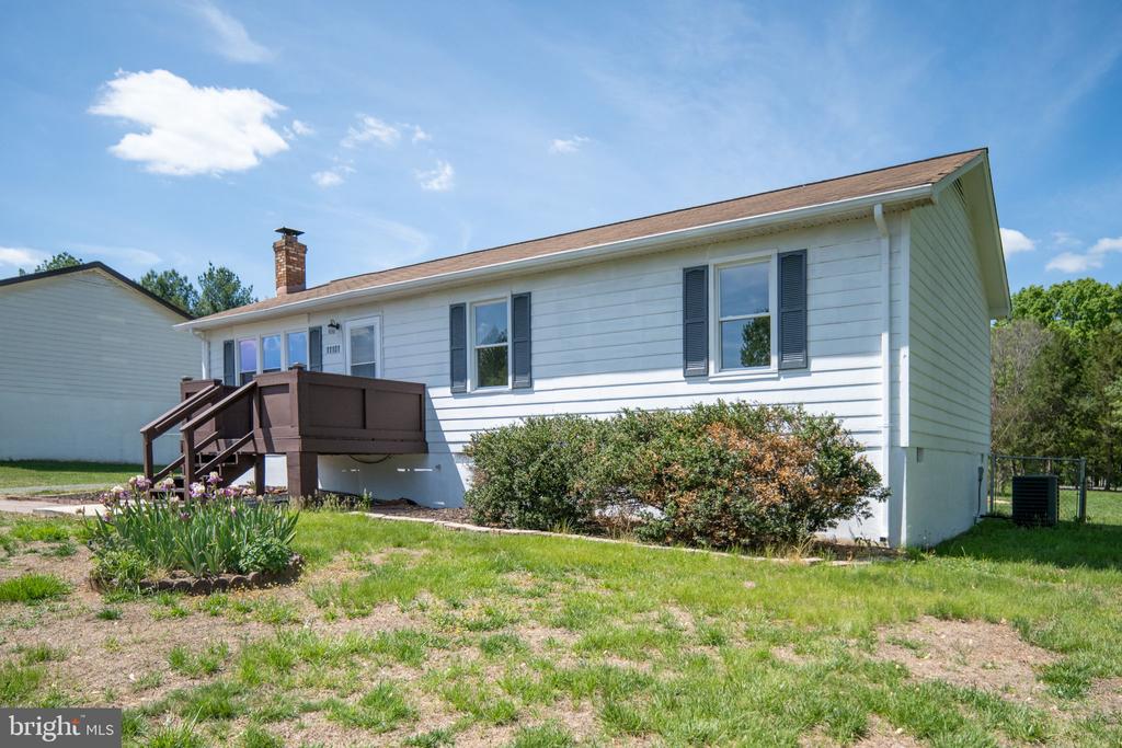 11101 CREST LN, BEALETON, Virginia 22712, 3 Bedrooms Bedrooms, ,2 BathroomsBathrooms,Residential,11101 CREST LN,VAFQ2021178 MLS # VAFQ2021178 11101 CREST LN, BEALETON, Virginia 22712, 3 Bedrooms Bedrooms, ,2 BathroomsBathrooms,Residential,11101 CREST LN,VAFQ2021178 MLS # VAFQ2021178