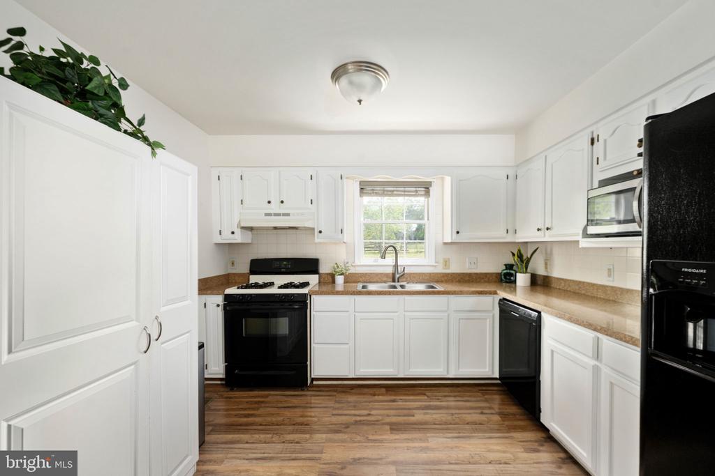 7404 N KATIE DR, FREDERICKSBURG, Virginia 22407, 3 Bedrooms Bedrooms, ,2 BathroomsBathrooms,Residential,7404 N KATIE DR,VASP2040754 MLS # VASP2040754