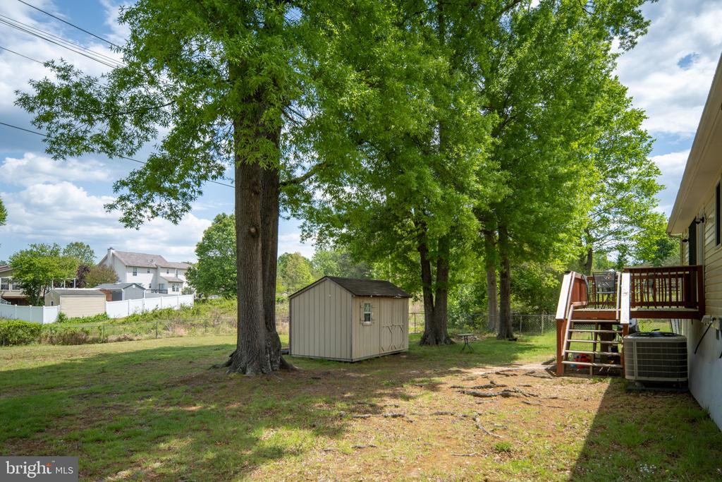 7404 N KATIE DR, FREDERICKSBURG, Virginia 22407, 3 Bedrooms Bedrooms, ,2 BathroomsBathrooms,Residential,7404 N KATIE DR,VASP2040754 MLS # VASP2040754