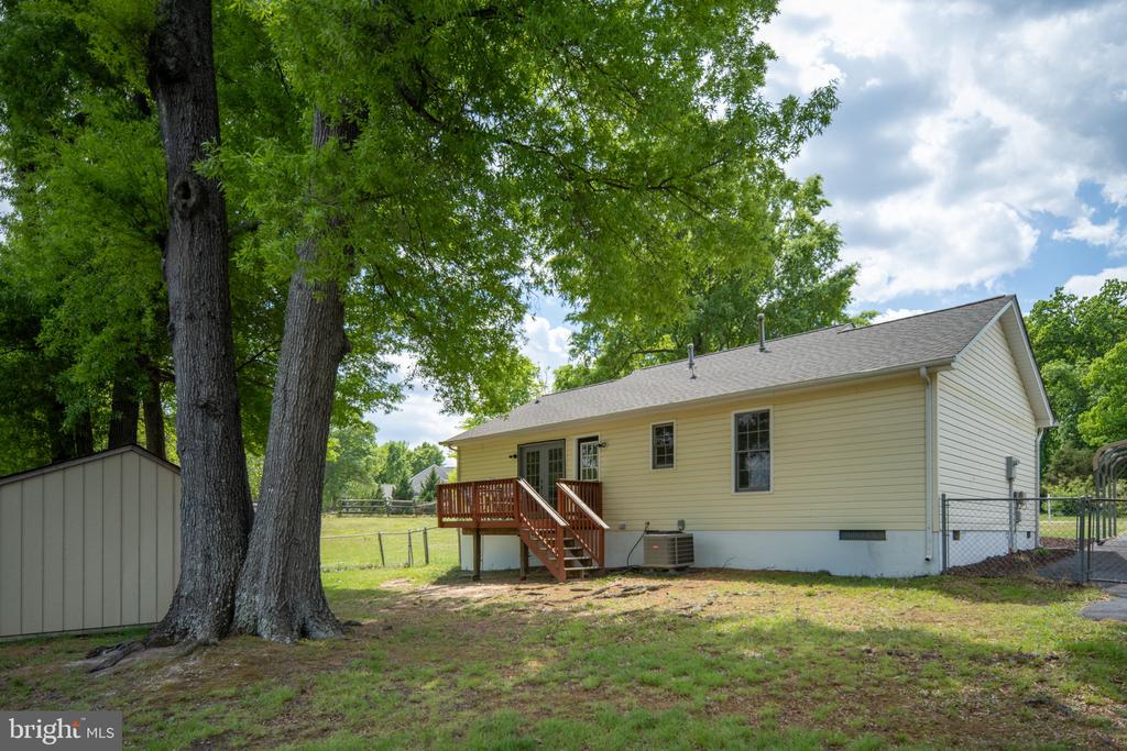 7404 N KATIE DR, FREDERICKSBURG, Virginia 22407, 3 Bedrooms Bedrooms, ,2 BathroomsBathrooms,Residential,7404 N KATIE DR,VASP2040754 MLS # VASP2040754