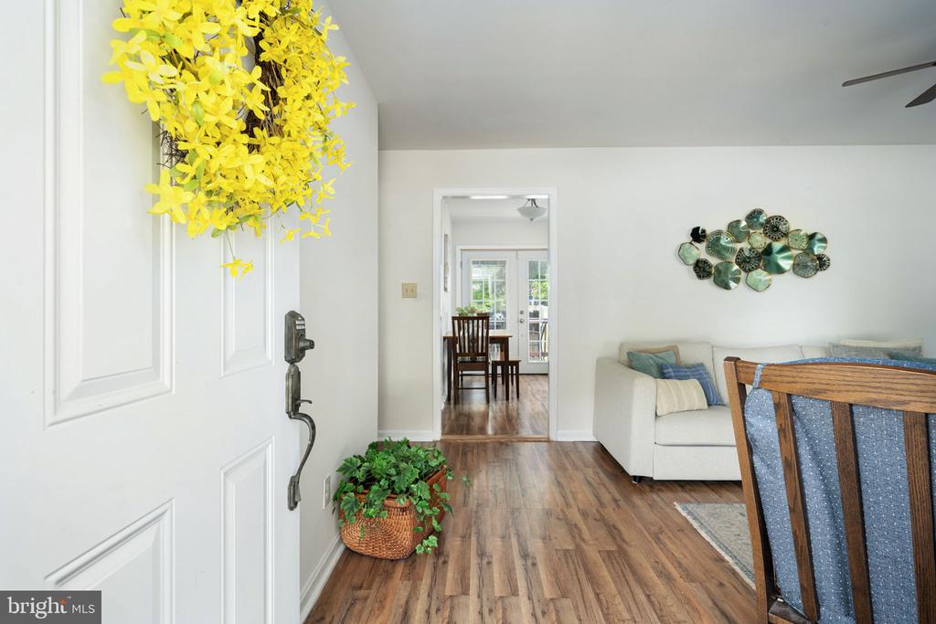 7404 N KATIE DR, FREDERICKSBURG, Virginia 22407, 3 Bedrooms Bedrooms, ,2 BathroomsBathrooms,Residential,7404 N KATIE DR,VASP2040754 MLS # VASP2040754