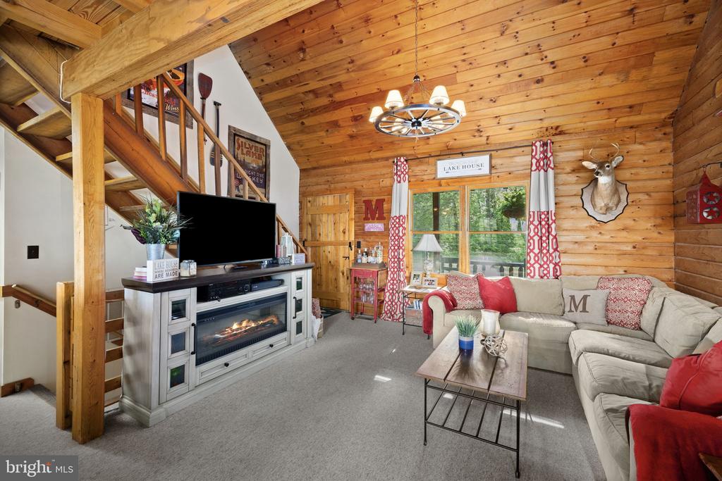 6405 MATTHEW LN, MINERAL, Virginia 23117, 4 Bedrooms Bedrooms, ,2 BathroomsBathrooms,Residential,6405 MATTHEW LN,VASP2041150 MLS # VASP2041150