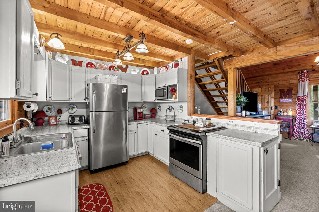 6405 MATTHEW LN, MINERAL, Virginia 23117, 4 Bedrooms Bedrooms, ,2 BathroomsBathrooms,Residential,6405 MATTHEW LN,VASP2041150 MLS # VASP2041150