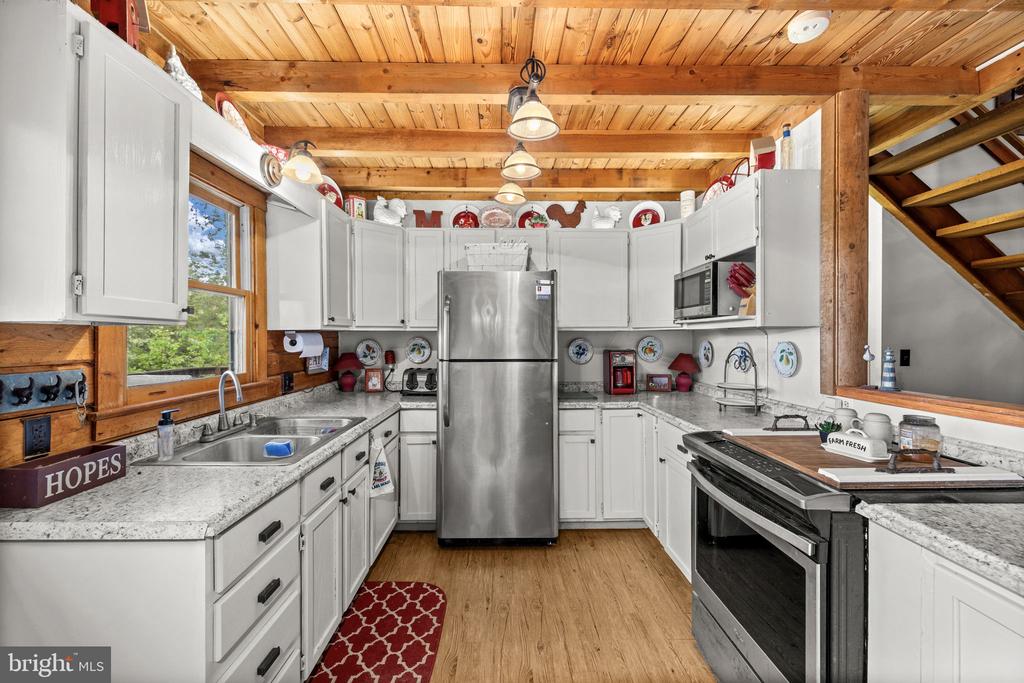 6405 MATTHEW LN, MINERAL, Virginia 23117, 4 Bedrooms Bedrooms, ,2 BathroomsBathrooms,Residential,6405 MATTHEW LN,VASP2041150 MLS # VASP2041150