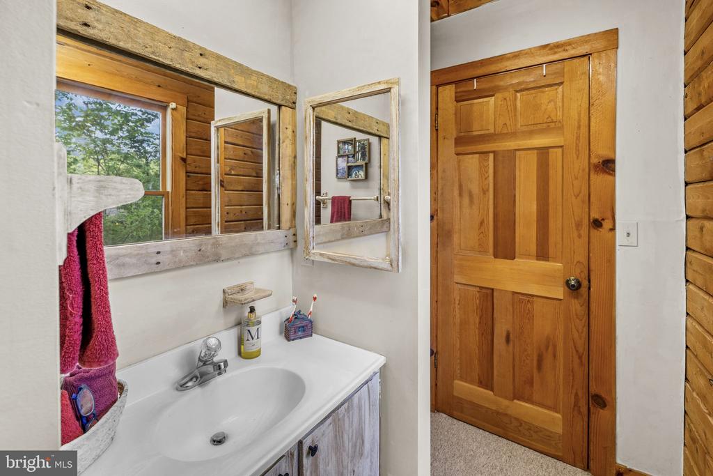 6405 MATTHEW LN, MINERAL, Virginia 23117, 4 Bedrooms Bedrooms, ,2 BathroomsBathrooms,Residential,6405 MATTHEW LN,VASP2041150 MLS # VASP2041150