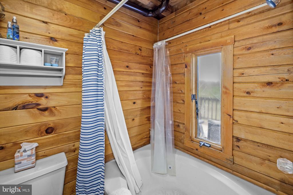 6405 MATTHEW LN, MINERAL, Virginia 23117, 4 Bedrooms Bedrooms, ,2 BathroomsBathrooms,Residential,6405 MATTHEW LN,VASP2041150 MLS # VASP2041150