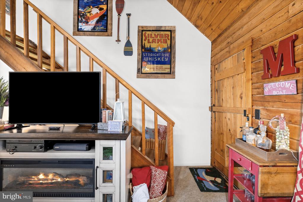 6405 MATTHEW LN, MINERAL, Virginia 23117, 4 Bedrooms Bedrooms, ,2 BathroomsBathrooms,Residential,6405 MATTHEW LN,VASP2041150 MLS # VASP2041150