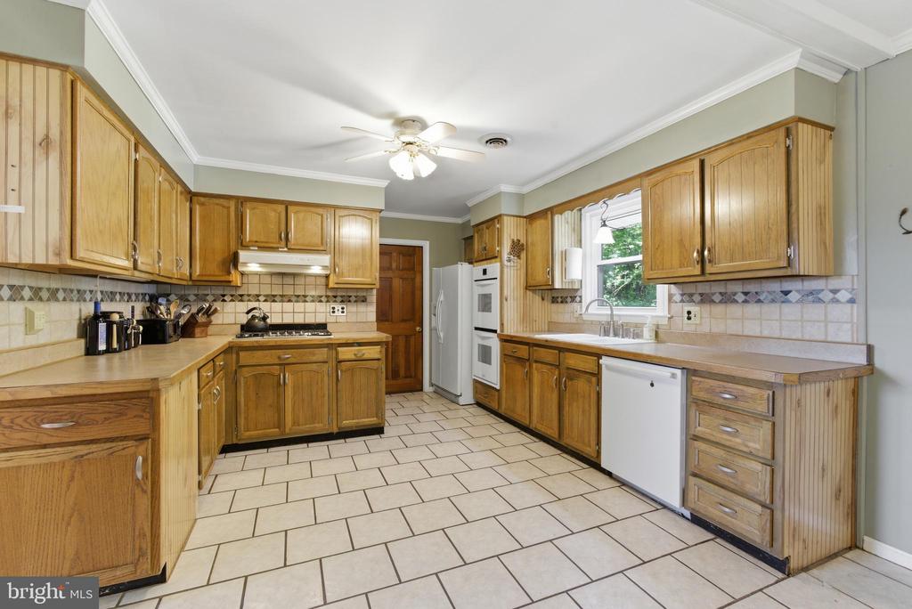 199 BLUE ROCK LN, ROSELAND, Virginia 22967, 3 Bedrooms Bedrooms, ,3 BathroomsBathrooms,Residential,199 BLUE ROCK LN,VANL2000654 MLS # VANL2000654