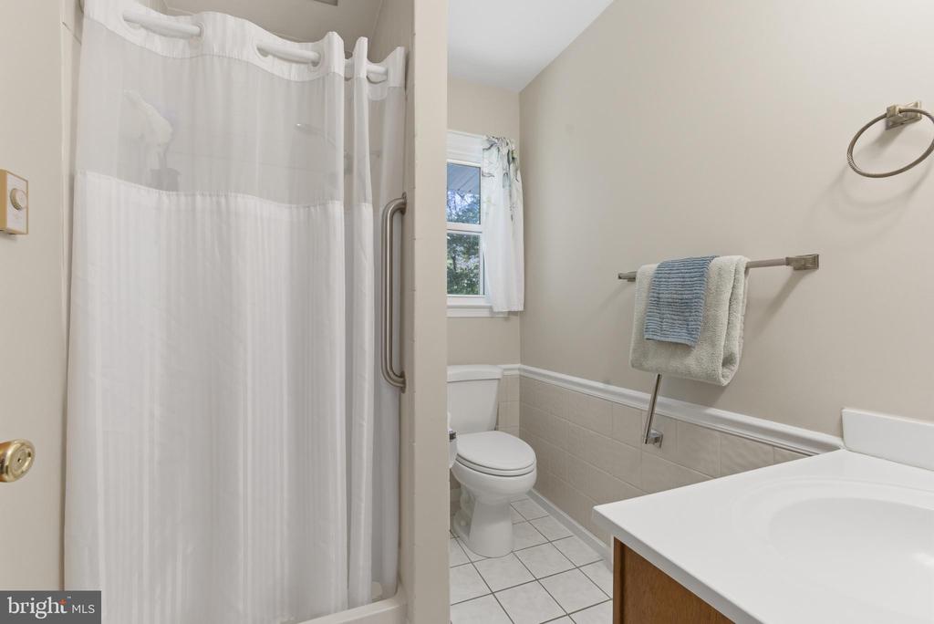 199 BLUE ROCK LN, ROSELAND, Virginia 22967, 3 Bedrooms Bedrooms, ,3 BathroomsBathrooms,Residential,199 BLUE ROCK LN,VANL2000654 MLS # VANL2000654