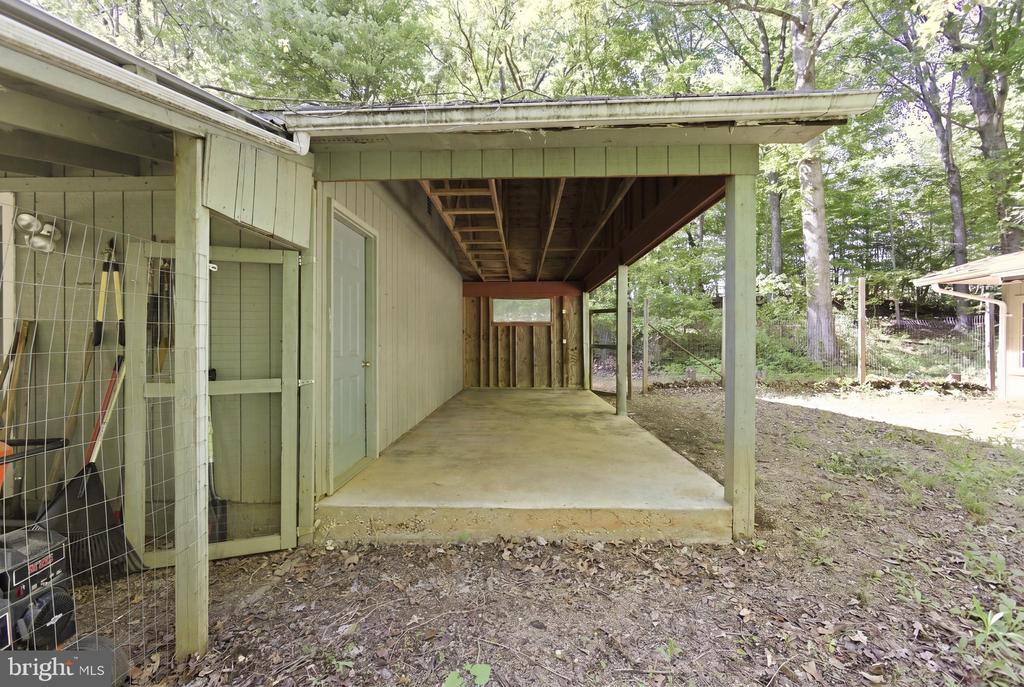199 BLUE ROCK LN, ROSELAND, Virginia 22967, 3 Bedrooms Bedrooms, ,3 BathroomsBathrooms,Residential,199 BLUE ROCK LN,VANL2000654 MLS # VANL2000654